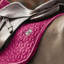 Saddle Pad Velvet tapis velours dressage et jumping chevaux Kentucky